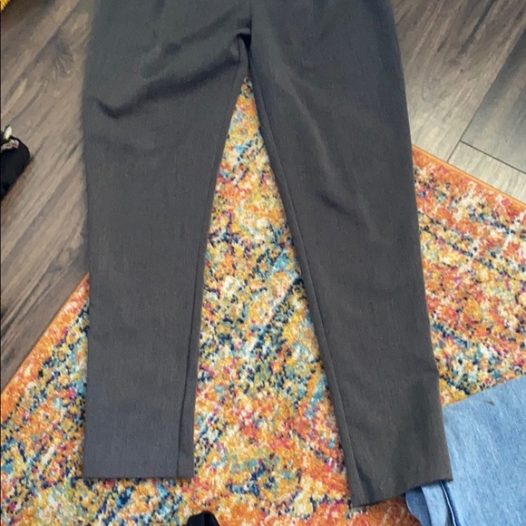 Grey two piece suspended pant suite - Picture 3 of 4